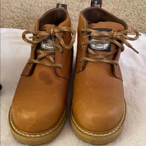 Men’s work boots